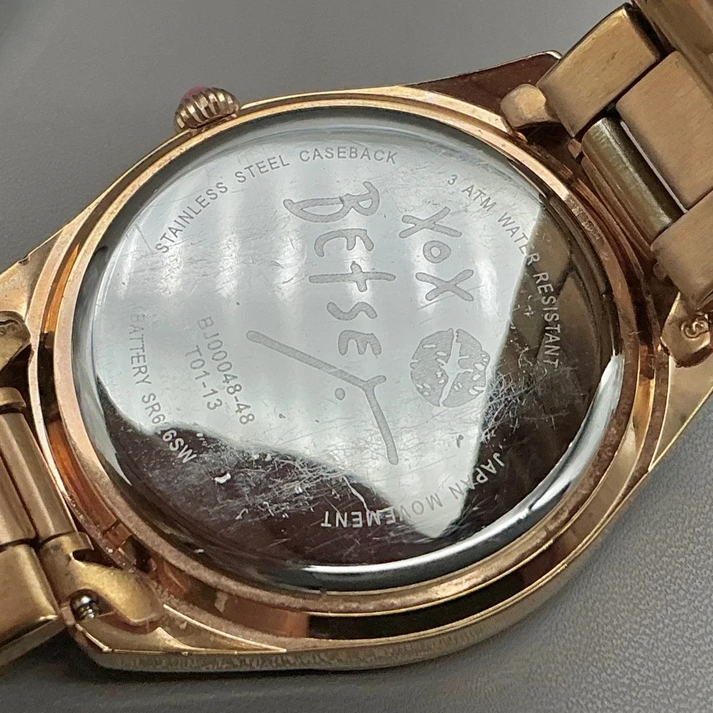 Betsey Johnson Watch Women Gold Tone Crystal Heart Dial Link Band NEW BATTERY